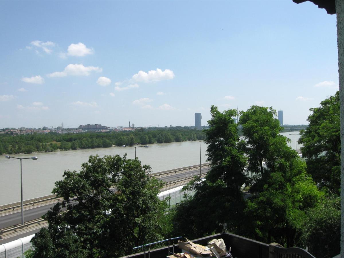 Danube View House With Garden Lägenhet Wien Exteriör bild